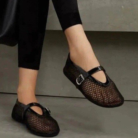 Round Head Mesh Buckle Bud Dance Shoes